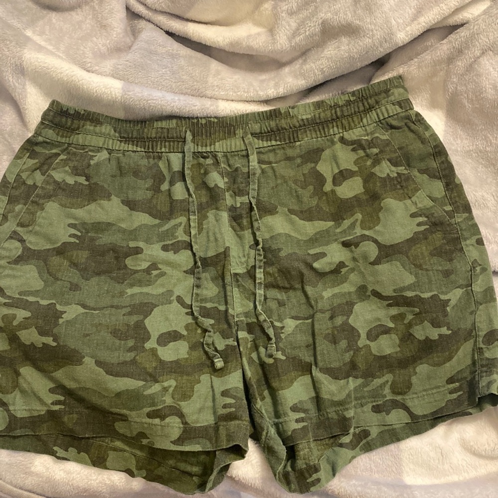 Camo Linen Shorts